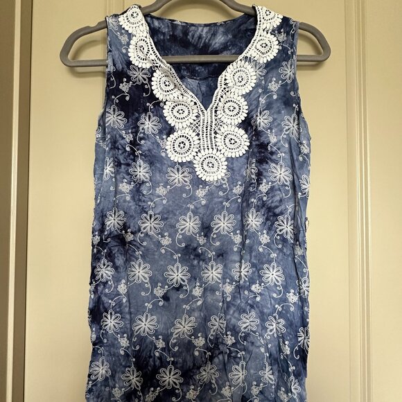 Dress, L, Blue/Floral - Picture 1 of 3